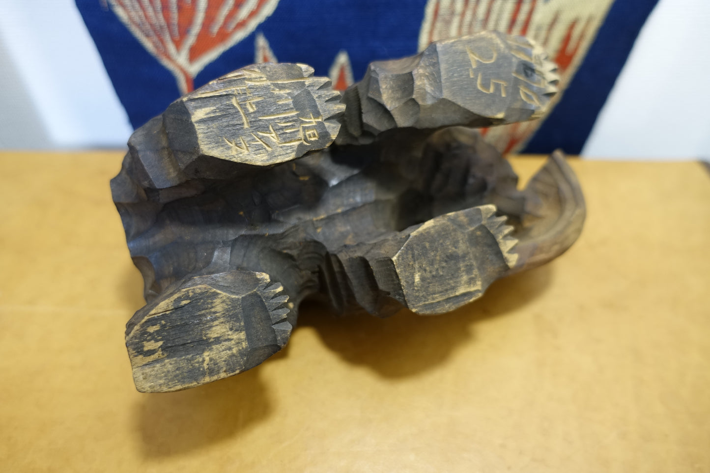 1007 Wood Carving Bear -Ainu people-