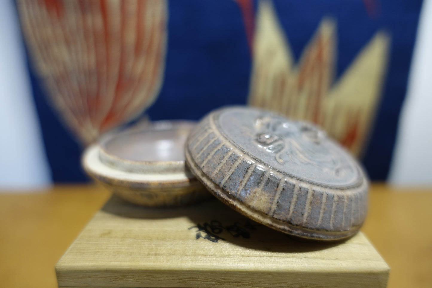 1022 Incense Case -Hagiyaki- "HITSUJI" with an original box