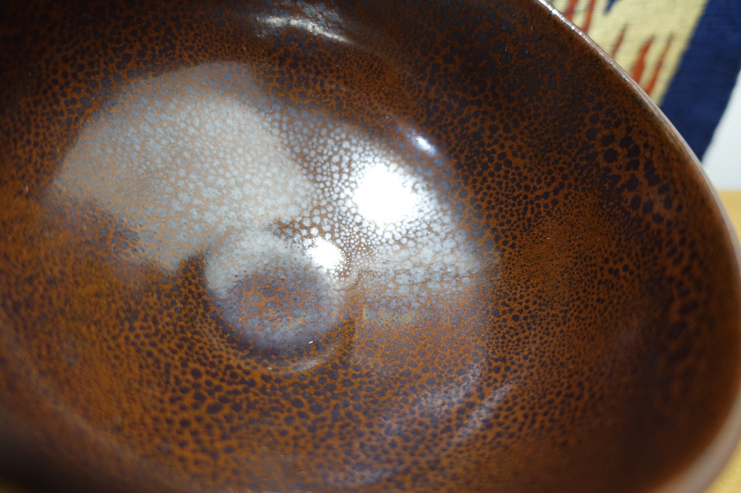 0011 Kosai Style Yuteki Tenmoku tea bowl - made by Shouou Kitamura at Shouou kiln with a box