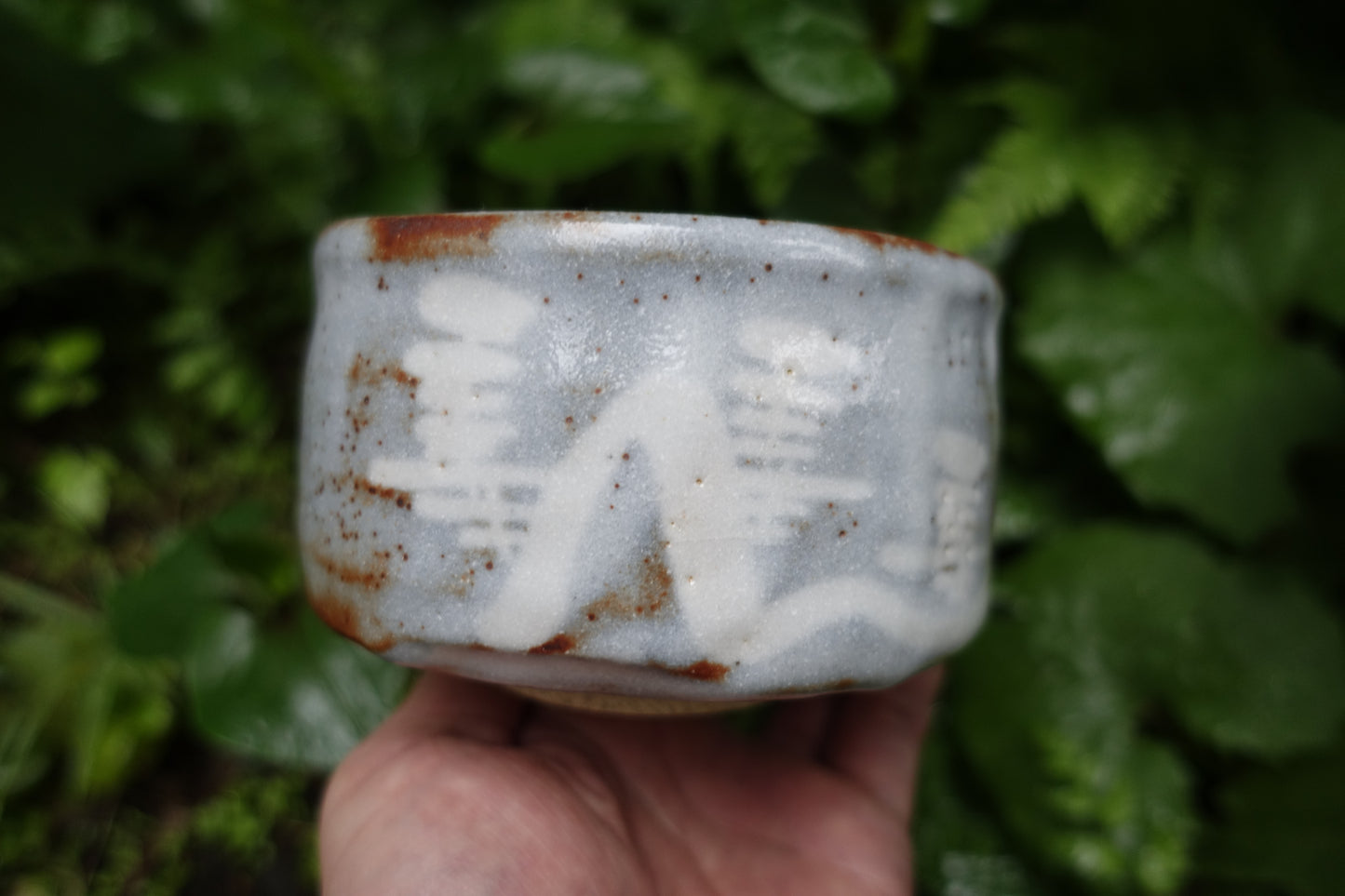 0004 Nezumi Shino Tea Bowl by Touen Shusen at Dounomoto Kiln with an original box