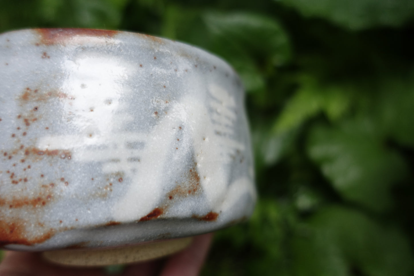 0004 Nezumi Shino Tea Bowl by Touen Shusen at Dounomoto Kiln with an original box