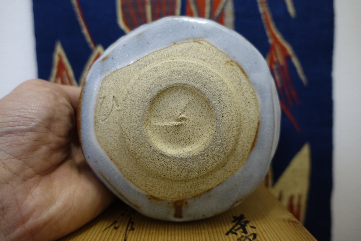 0004 Nezumi Shino Tea Bowl by Touen Shusen at Dounomoto Kiln with an original box