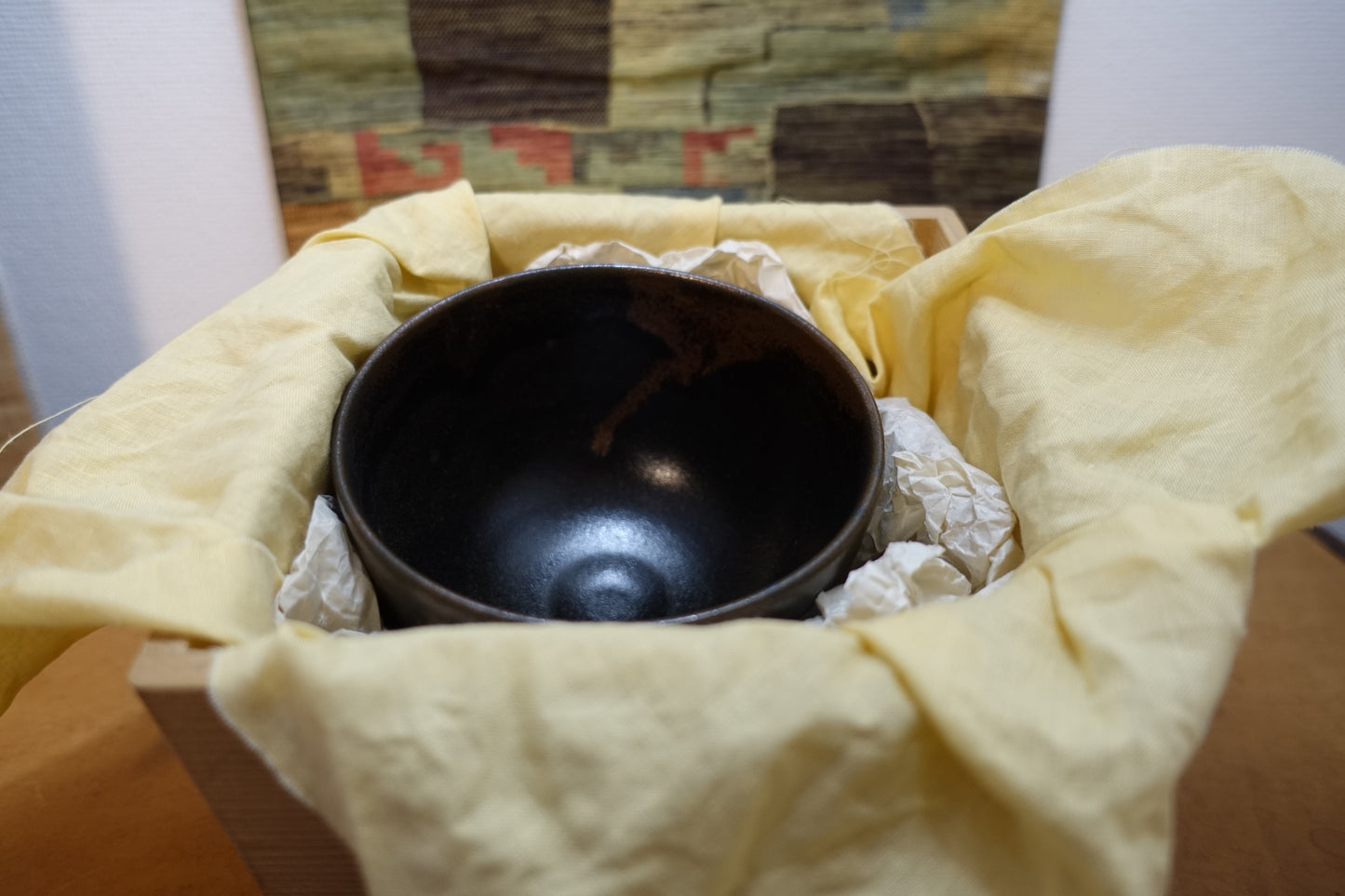 0022 Sakura-jima Lava style Tea Bowl by Urushima Kogei with an original box