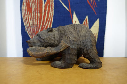 1025 Wood Carving Bear -unknown-