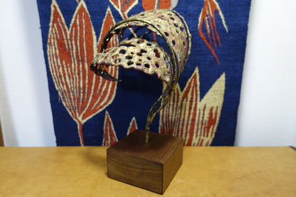 1000 "UNNAMED" metal sculpture
